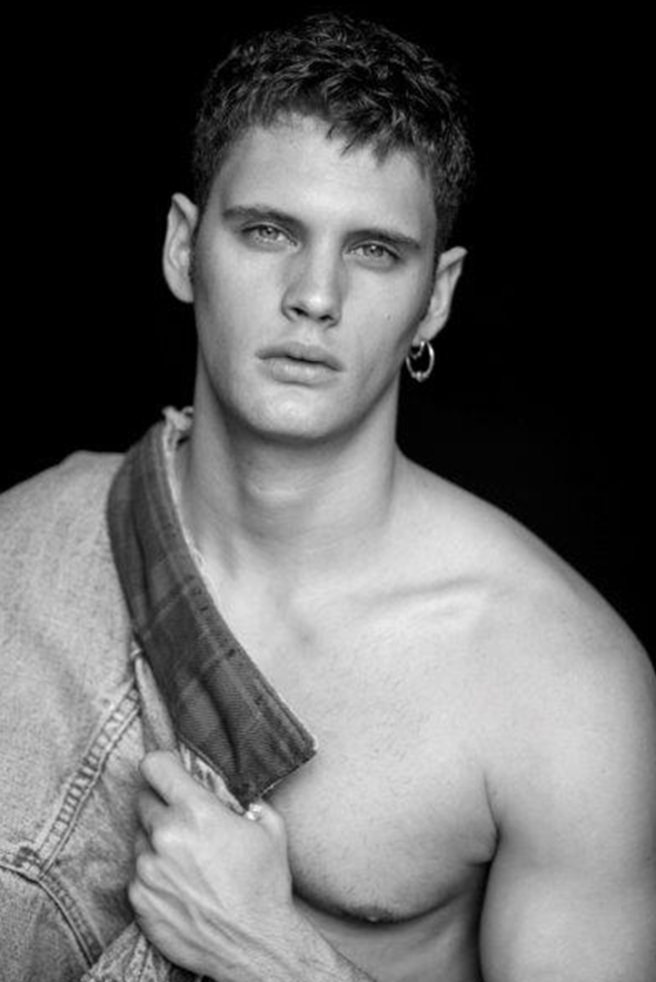 JOAN PEDROLA Agencia de Modelos Barcelona Uniko Models